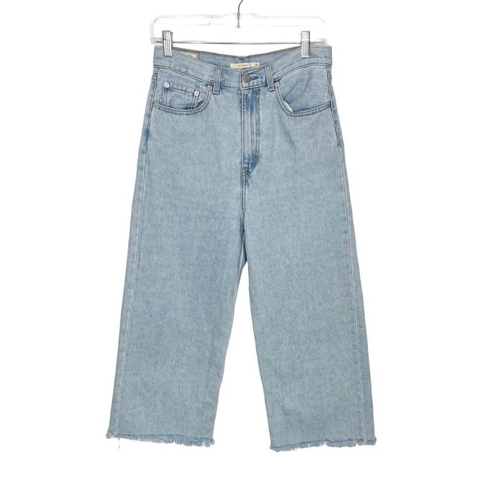 Levi's Premium High Loose Light wash jeans wide leg crop Woman's Size 27